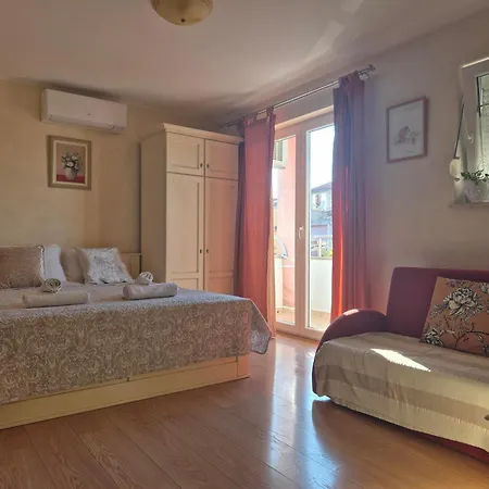 Ulika Apartman *