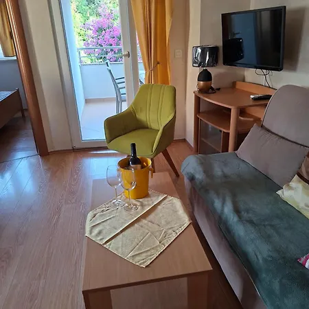 Ulika Apartman