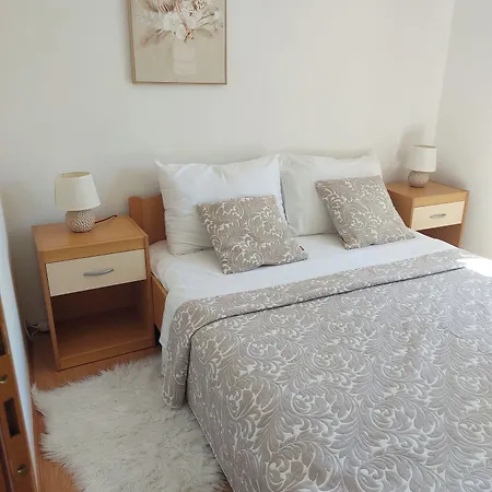 Ulika Apartman *