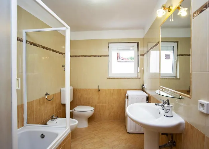 Ulika * רוביני